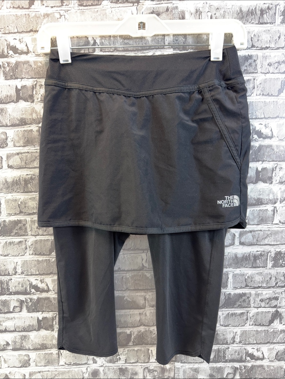 The North Face Black Skirted Leggings - Active Womens Capri